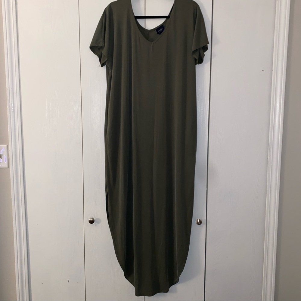 Daytrip Dark Green Maxi Dress